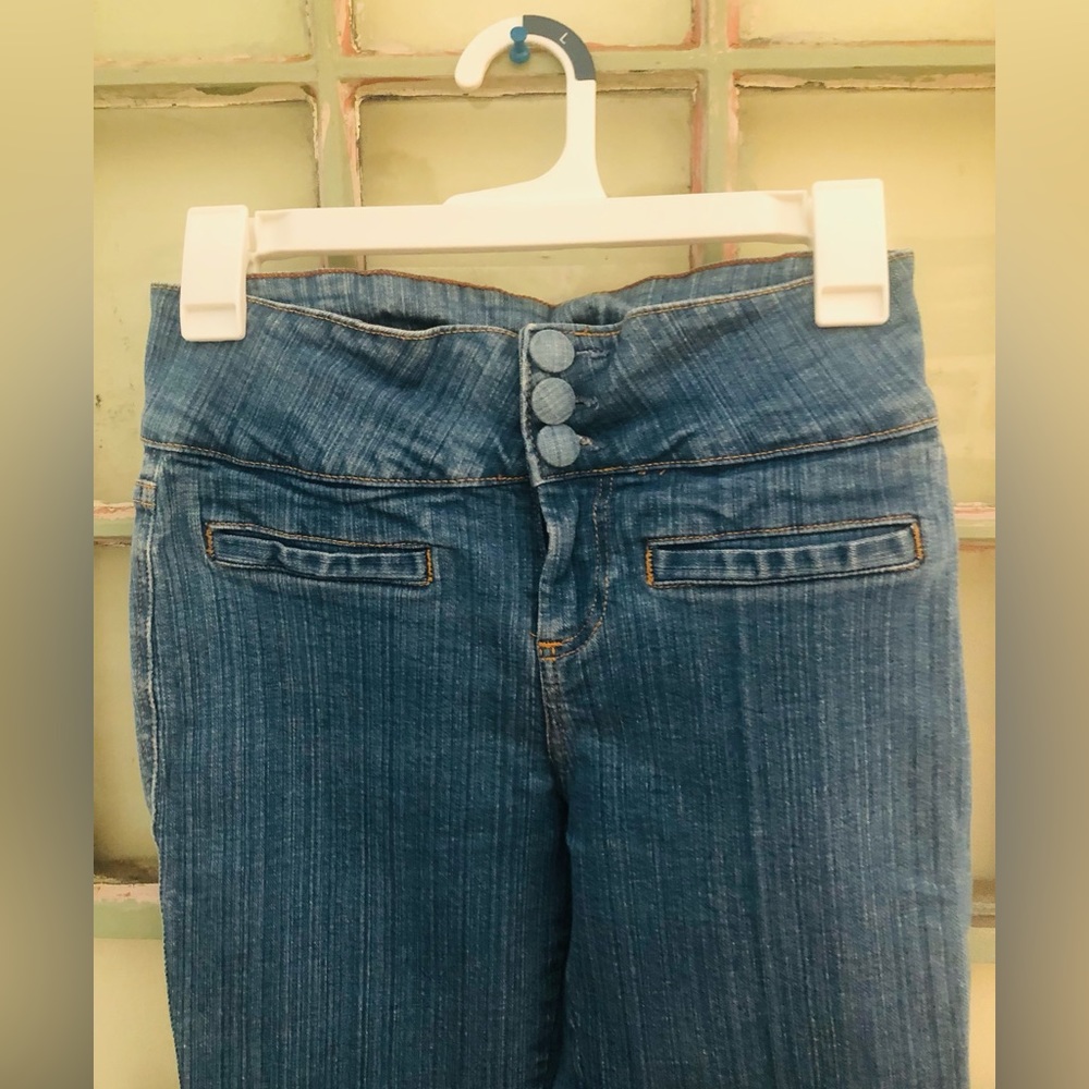 LUX STRAIGHT LEG STRETCH JEANS Size 27